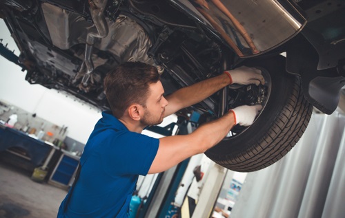 Car Body Shop In Knoxville: Year-Round Vehicle Maintenance
