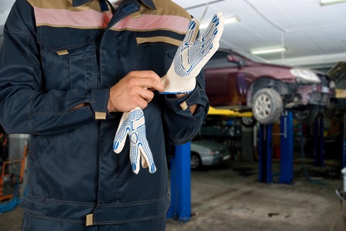 How to Choose the Right Collision Repair Shop for Your Vehicle