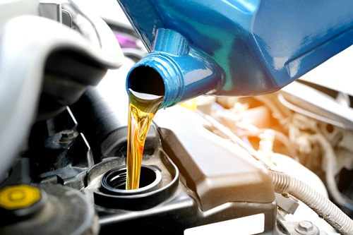 How Regular Oil Changes Can Boost Your Fuel Efficiency