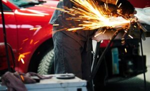 Best auto body repair for dents and scratches in Knoxville TN