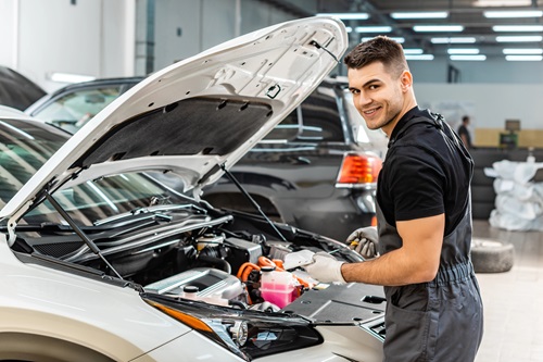 Auto Maintenance Resolutions to Keep Your Car Running Smoothly All Year